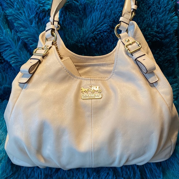 Coach Handbags - Coach Maggie Madison Ivory EXCELLENT CONDITION Style: Coach 16503